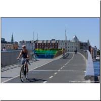 2023-06-12 Hafen, Kissing Bridge 01.jpg